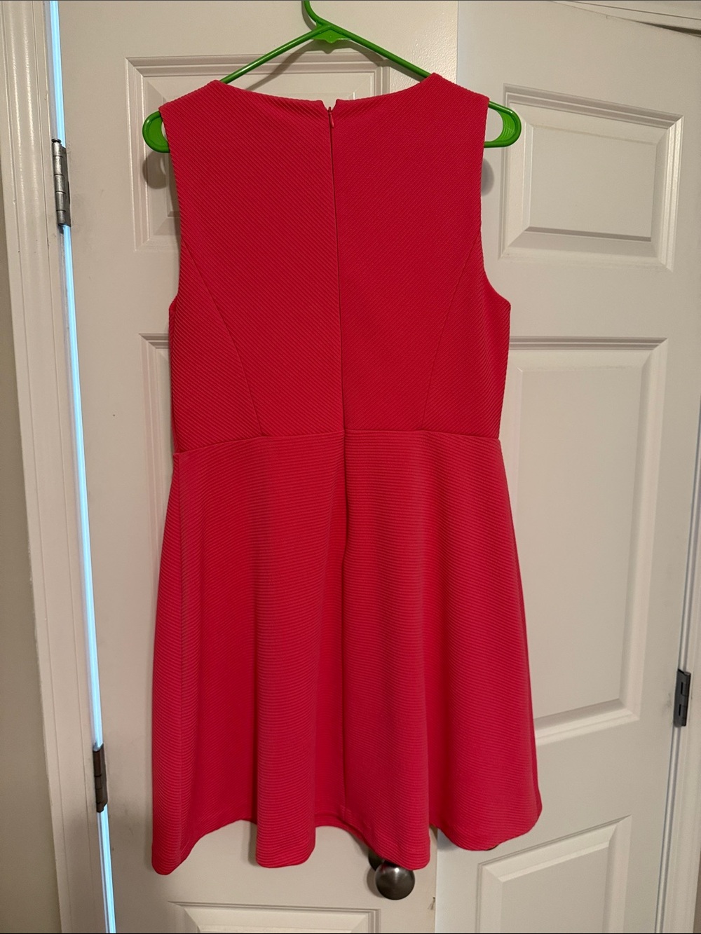Elle Sleeveless Scalloped V-Neck Mini Dress in Bright Pink - Picture 2 of 3